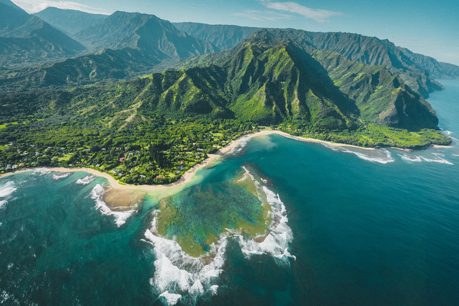 Hawaii destination hero