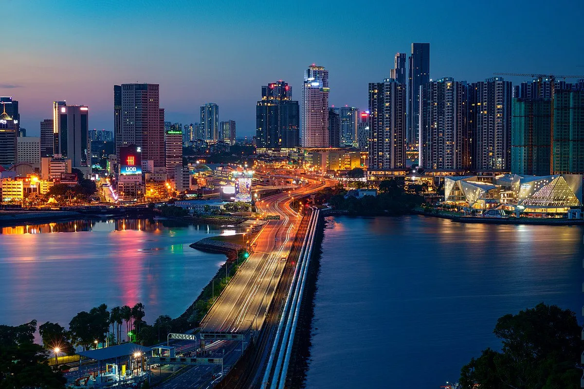 Kuala Lumpur Best Buy gallery view 2