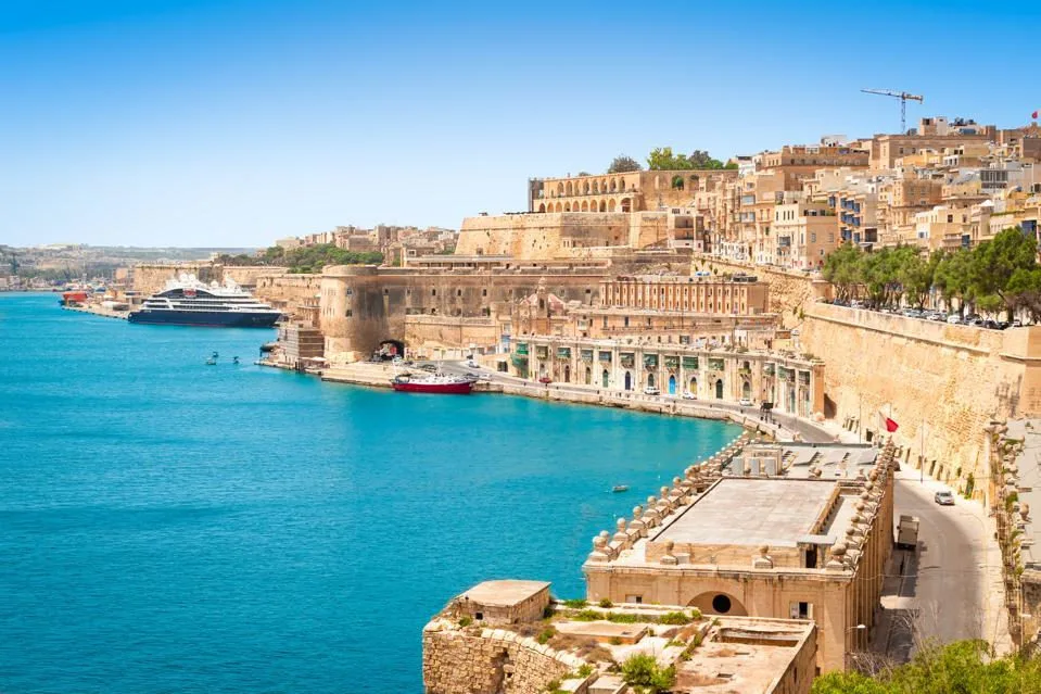 Malta gallery view 2